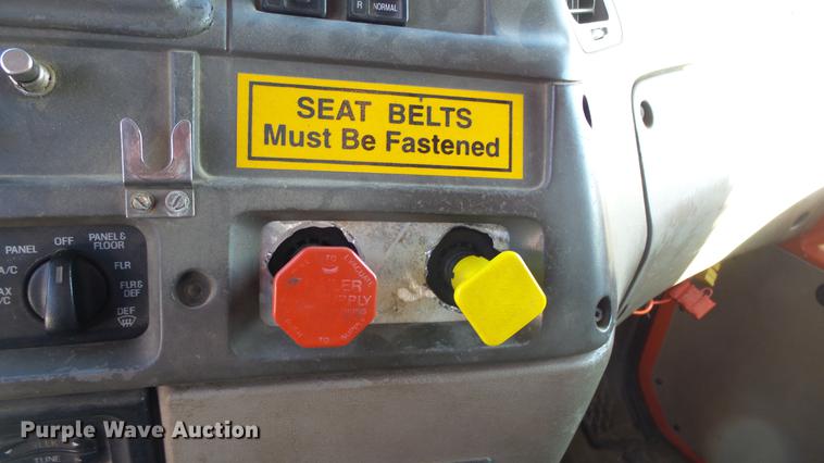 image for item DC0597 2001 Sterling LT7501 dump truck