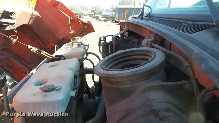 image for item DC0597 2001 Sterling LT7501 dump truck