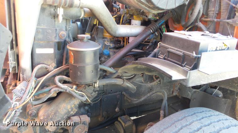 image for item DC0597 2001 Sterling LT7501 dump truck