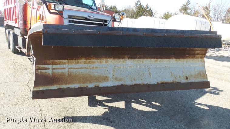 image for item DC0597 2001 Sterling LT7501 dump truck