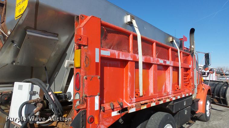 image for item DC0597 2001 Sterling LT7501 dump truck
