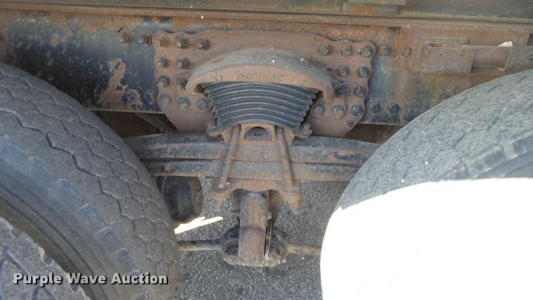 image for item DC0597 2001 Sterling LT7501 dump truck
