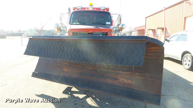 image for item DC0598 2001 Sterling LT7501 dump truck