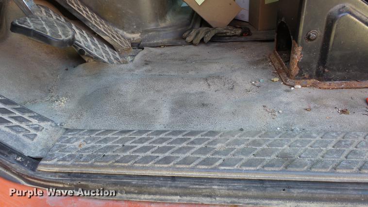 image for item DC0598 2001 Sterling LT7501 dump truck