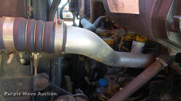 image for item DC0598 2001 Sterling LT7501 dump truck