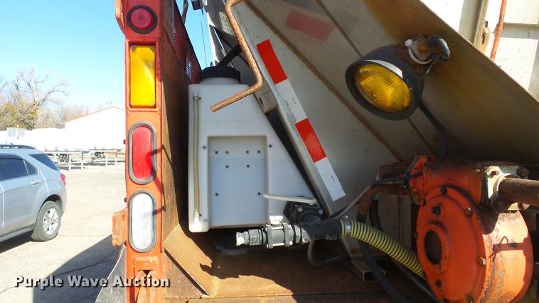 image for item DC0598 2001 Sterling LT7501 dump truck