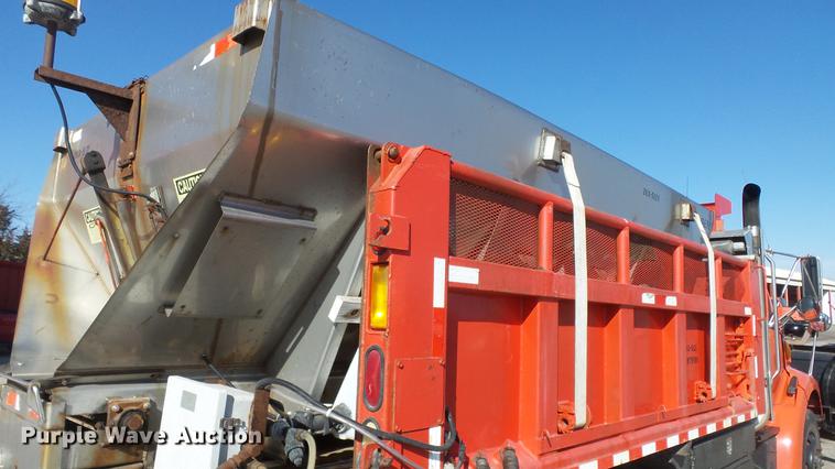 image for item DC0598 2001 Sterling LT7501 dump truck