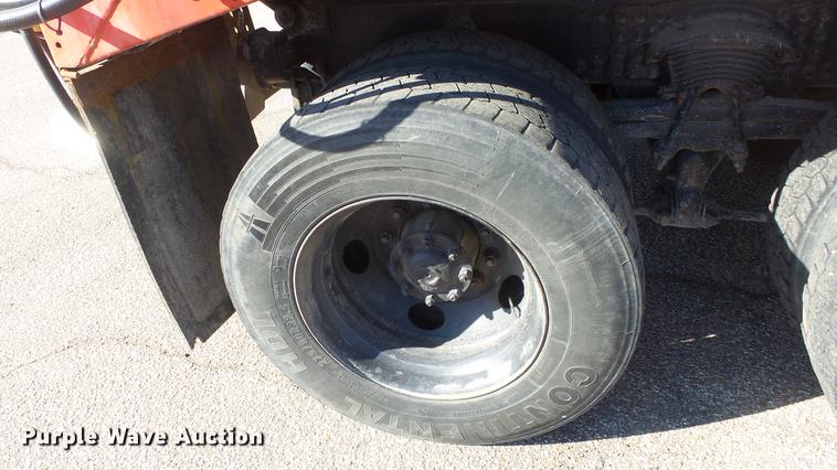 image for item DC0598 2001 Sterling LT7501 dump truck