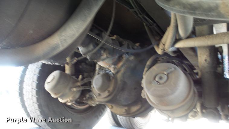 image for item DC0598 2001 Sterling LT7501 dump truck