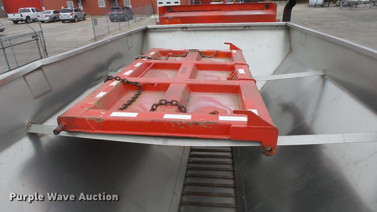 image for item DC0598 2001 Sterling LT7501 dump truck