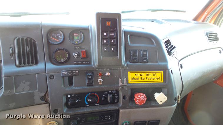 image for item DC0599 2001 Sterling LT7501 dump truck