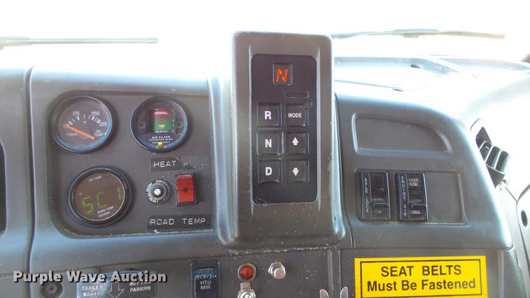 image for item DC0599 2001 Sterling LT7501 dump truck