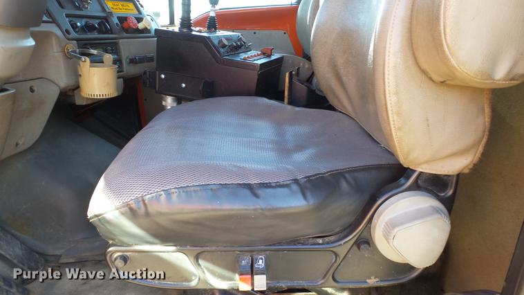 image for item DC0599 2001 Sterling LT7501 dump truck