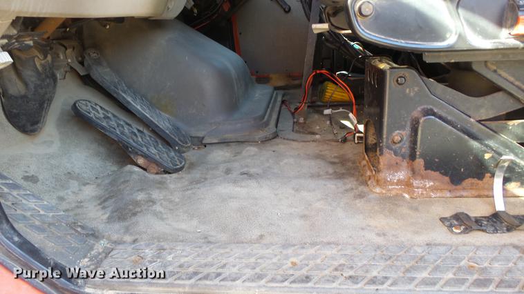 image for item DC0599 2001 Sterling LT7501 dump truck