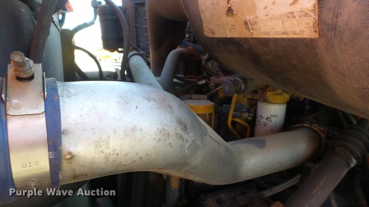 image for item DC0599 2001 Sterling LT7501 dump truck