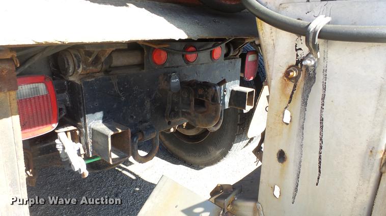 image for item DC0599 2001 Sterling LT7501 dump truck