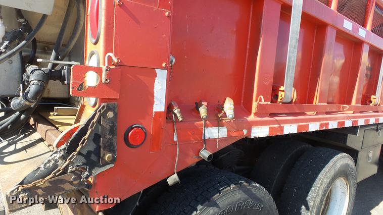 image for item DC0599 2001 Sterling LT7501 dump truck