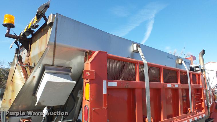 image for item DC0599 2001 Sterling LT7501 dump truck