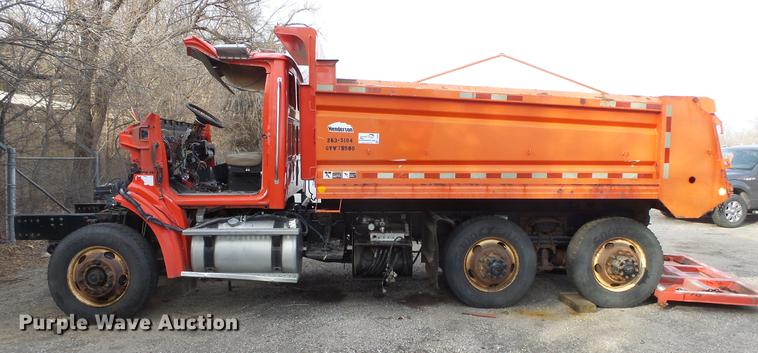 image for item DC0608 2009 Sterling LT7501 dump truck