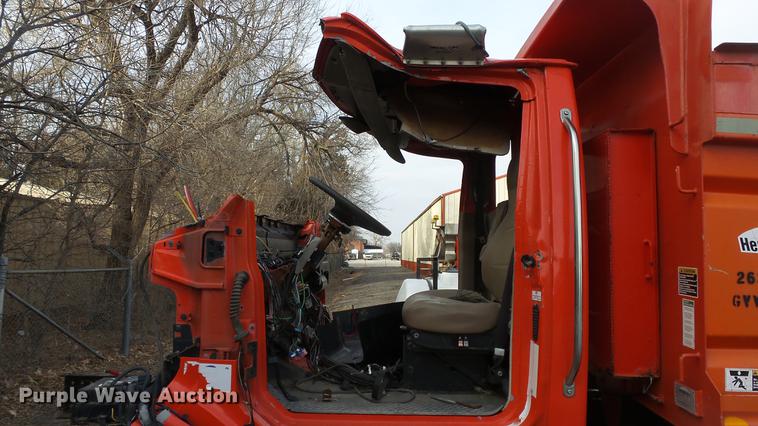 image for item DC0608 2009 Sterling LT7501 dump truck