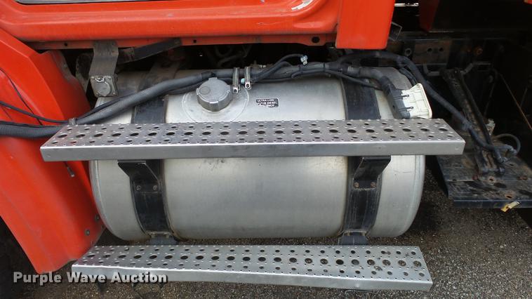 image for item DC0608 2009 Sterling LT7501 dump truck