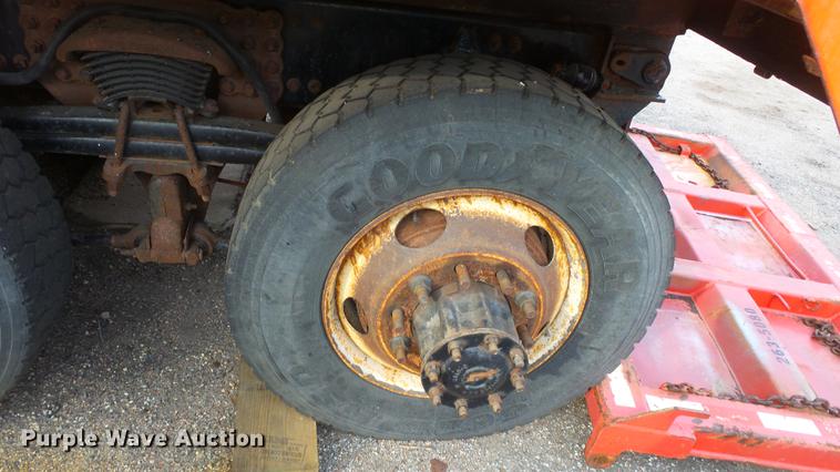 image for item DC0608 2009 Sterling LT7501 dump truck