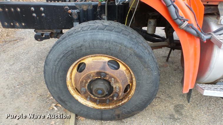 image for item DC0608 2009 Sterling LT7501 dump truck