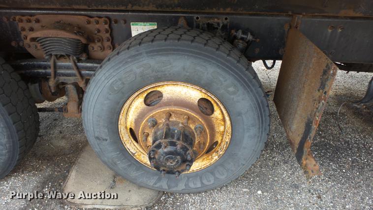 image for item DC0608 2009 Sterling LT7501 dump truck