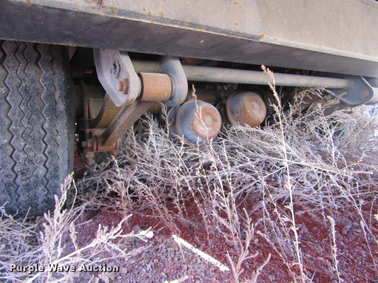 image for item DC8266 1998 Landoll 345B tilt deck equipment trailer