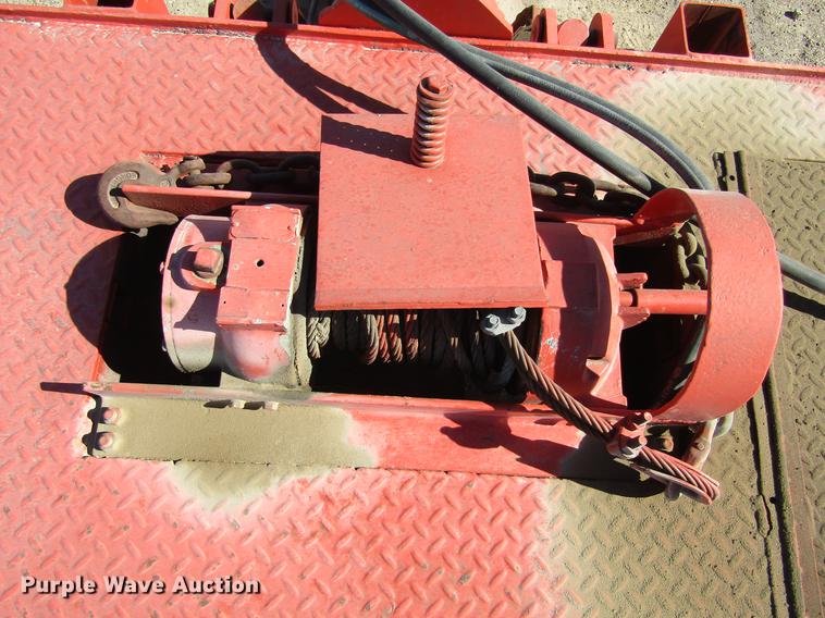 image for item DC8267 1994 Landoll 345-31 tilt deck equipment trailer