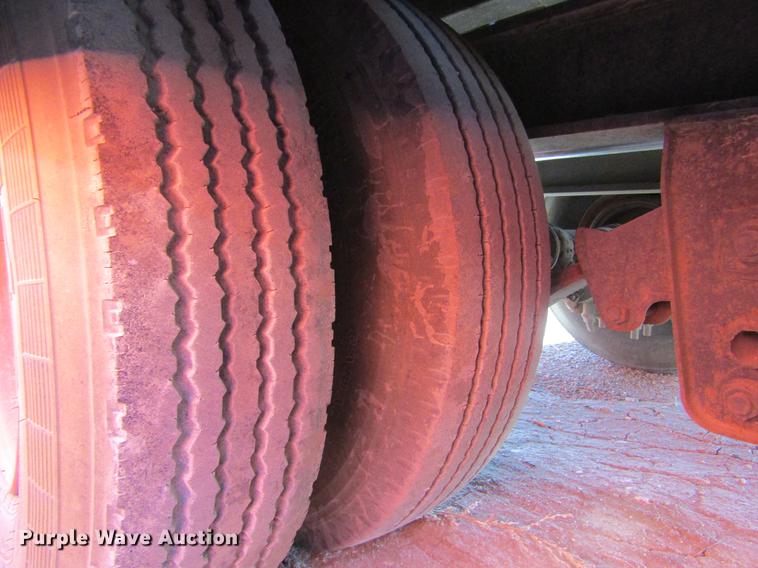 image for item DC8267 1994 Landoll 345-31 tilt deck equipment trailer