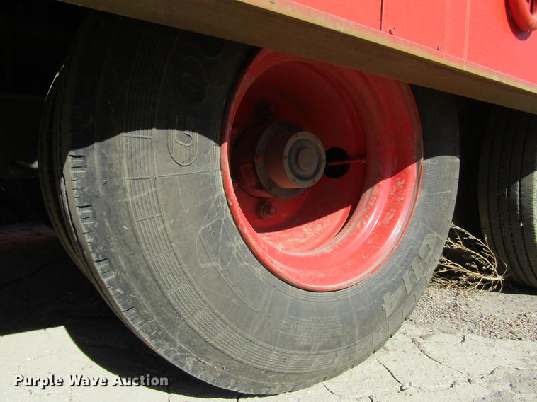 image for item DC8267 1994 Landoll 345-31 tilt deck equipment trailer