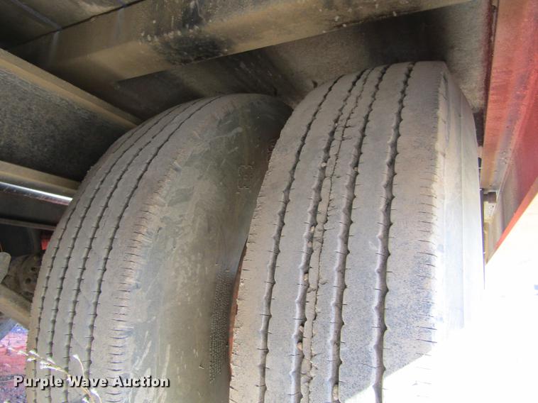 image for item DC8267 1994 Landoll 345-31 tilt deck equipment trailer