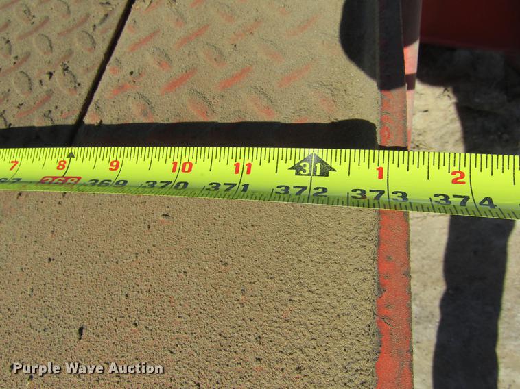 image for item DC8267 1994 Landoll 345-31 tilt deck equipment trailer