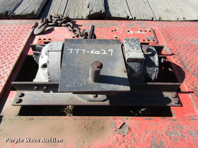 image for item DC8268 1999 Landoll 345B tilt deck equipment trailer