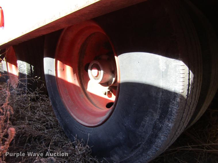 image for item DC8268 1999 Landoll 345B tilt deck equipment trailer