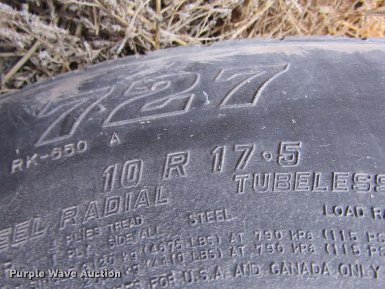 image for item DC8268 1999 Landoll 345B tilt deck equipment trailer