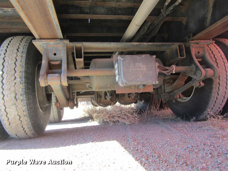 image for item DC8269 2001 Felling Trail-Eze PDLX20TC tilt deck equipment trailer