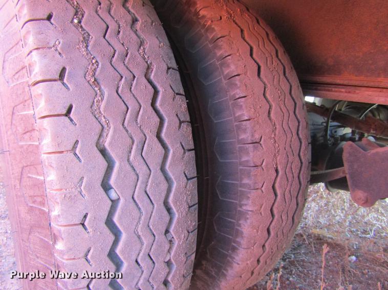 image for item DC8269 2001 Felling Trail-Eze PDLX20TC tilt deck equipment trailer