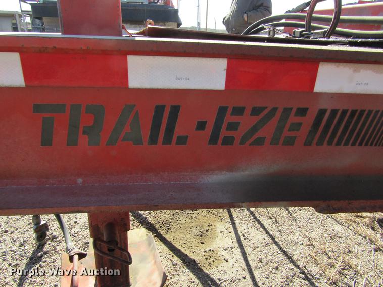 image for item DC8269 2001 Felling Trail-Eze PDLX20TC tilt deck equipment trailer