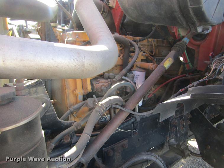 image for item DC8270 2001 Sterling LT9511 dump truck