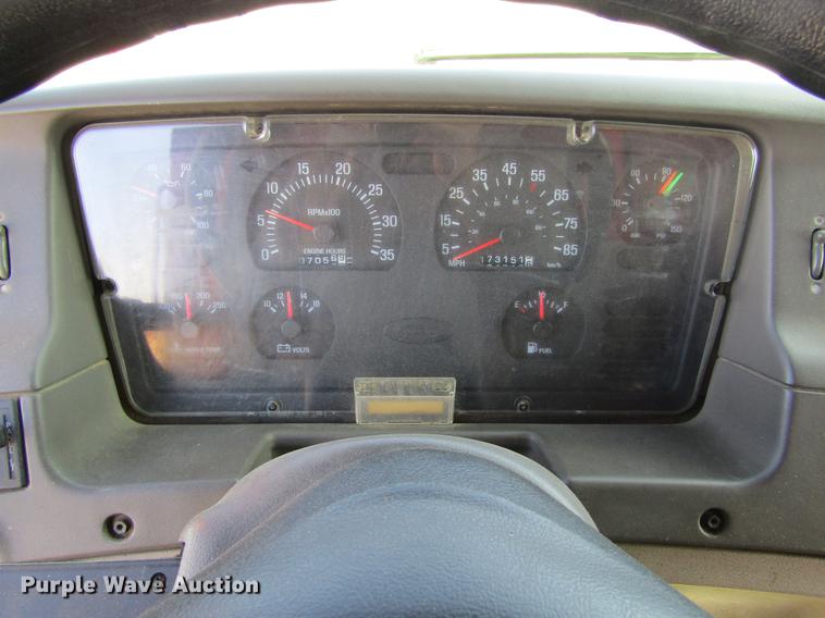 image for item DC8270 2001 Sterling LT9511 dump truck