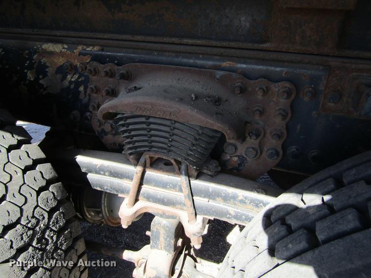 image for item DC8270 2001 Sterling LT9511 dump truck