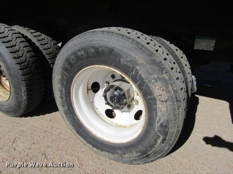 image for item DC8270 2001 Sterling LT9511 dump truck