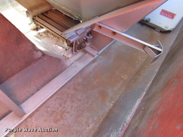 image for item DC8270 2001 Sterling LT9511 dump truck