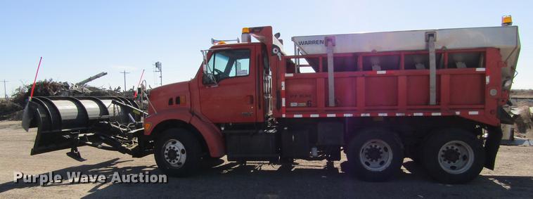 image for item DC8271 2001 Sterling LT7501 dump truck