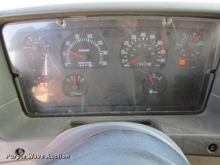 image for item DC8271 2001 Sterling LT7501 dump truck