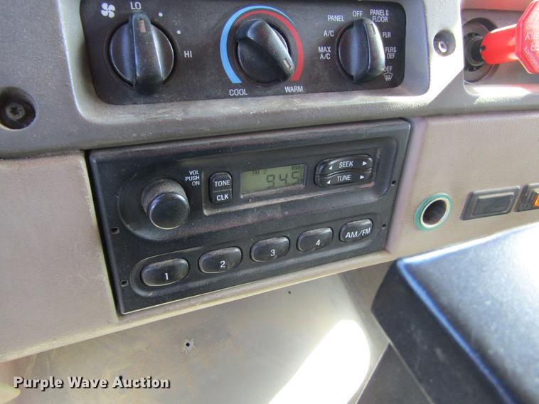 image for item DC8271 2001 Sterling LT7501 dump truck