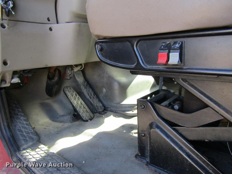 image for item DC8271 2001 Sterling LT7501 dump truck