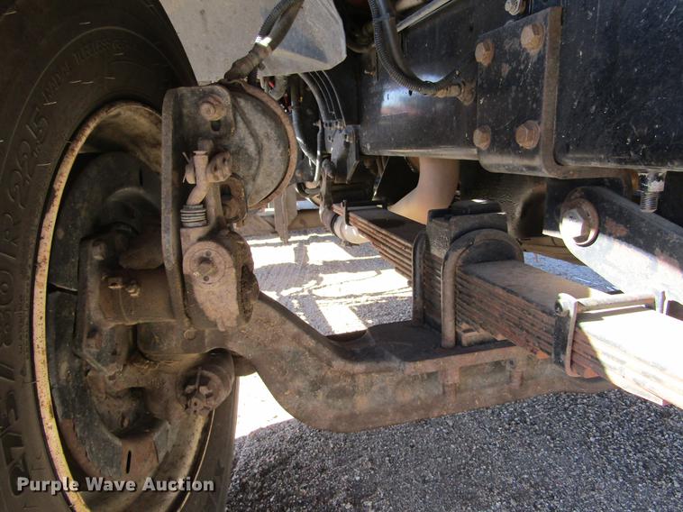 image for item DC8271 2001 Sterling LT7501 dump truck